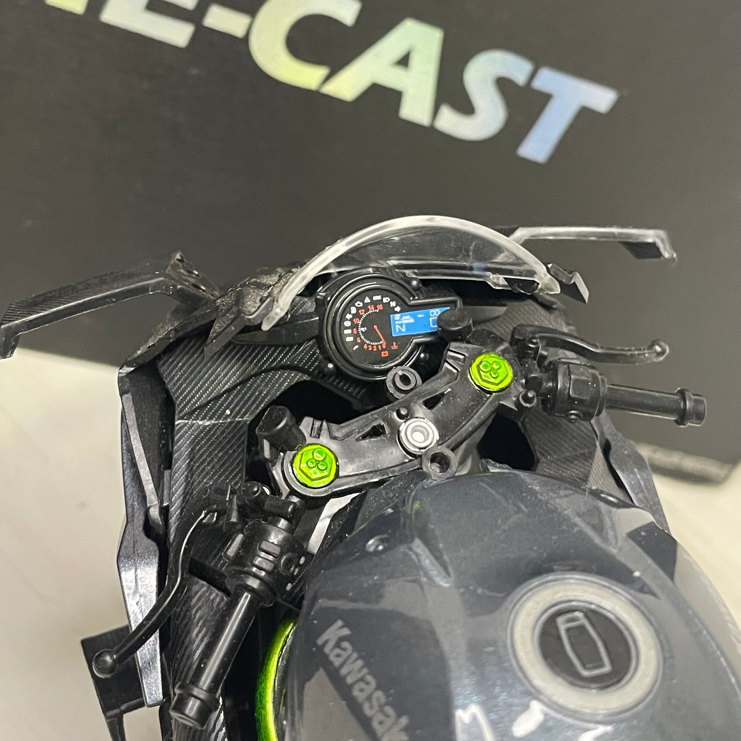 Kawasaki Ninja H2R 1:9