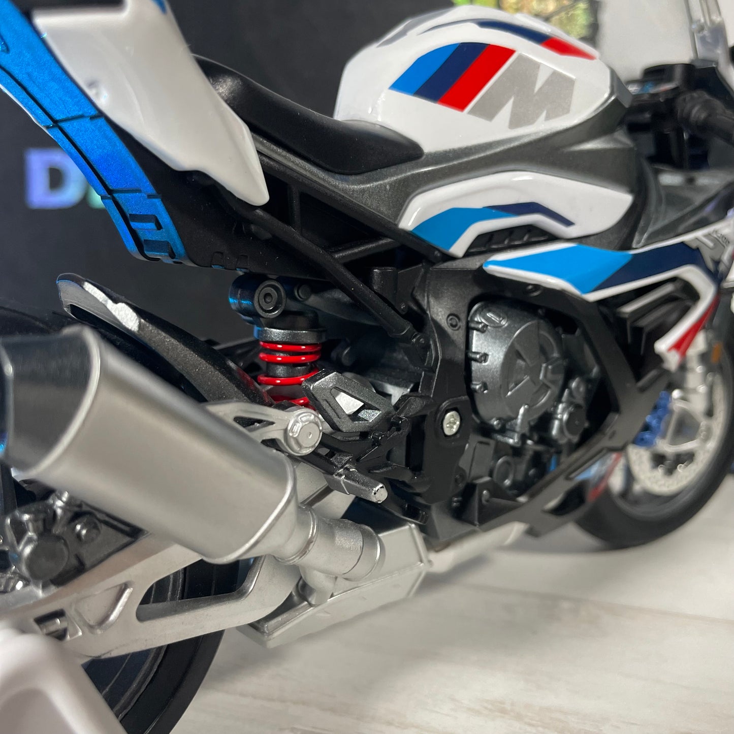 BMW M1000RR 1:9