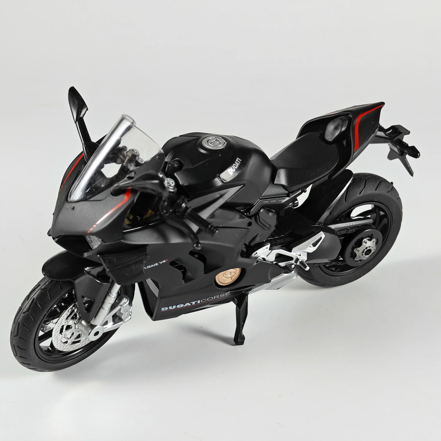 1:12 Ducati V4S