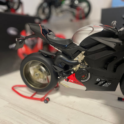 Ducati V4 SP2 1:6 (Black)