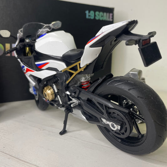 BMW S1000RR 1:9