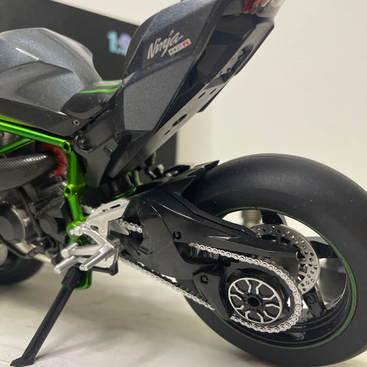 Kawasaki Ninja H2R 1:9